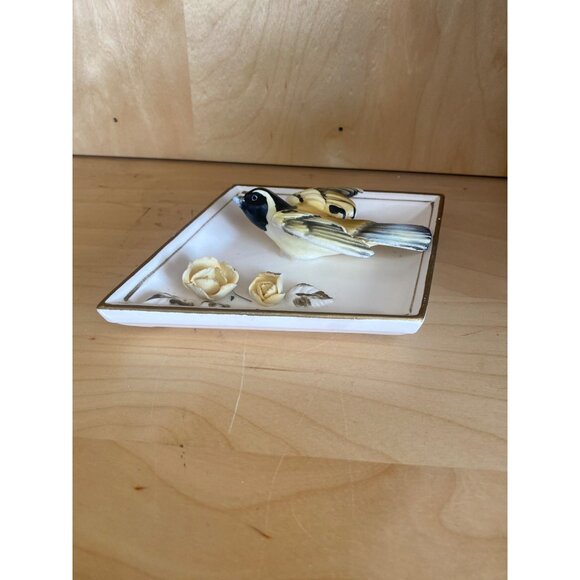 Lefton Japan Bird Wall Plaque #2889 – Mid-Century 1950s Ceramic 3D Bird & Roses - Picture 4 of 10